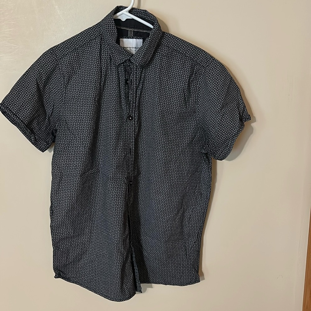 Paper Denim & Cloth Classic Fit Stretch Short Sleeve Button Down 100% cotton M